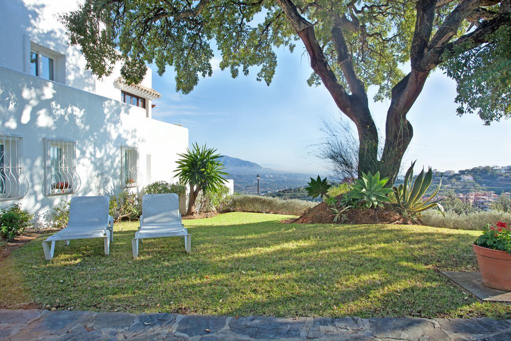 Apartment Jacarandas De Elviria Marbella Buitenkant foto