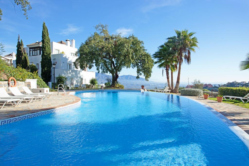 Apartment Jacarandas De Elviria Marbella Buitenkant foto